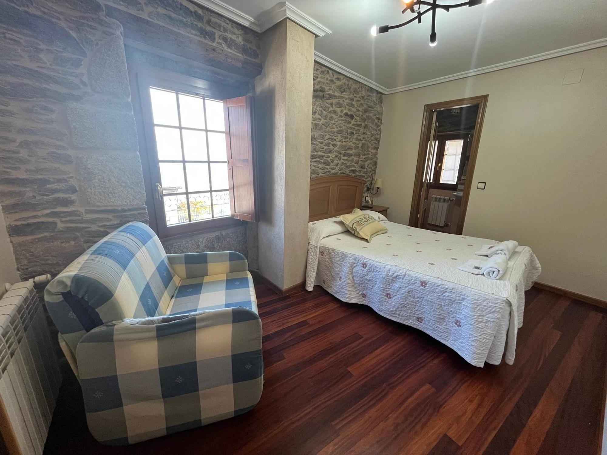 Hotel Caldelas Sacra-Pension Rustica 3 Estrellas カストロ・カルデーラス エクステリア 写真