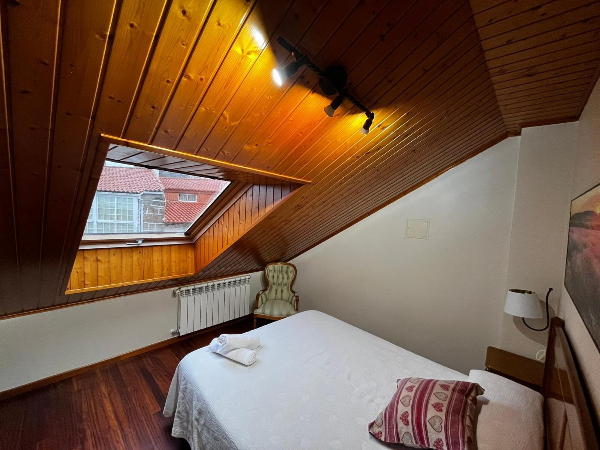 Hotel Caldelas Sacra-Pension Rustica 3 Estrellas カストロ・カルデーラス エクステリア 写真