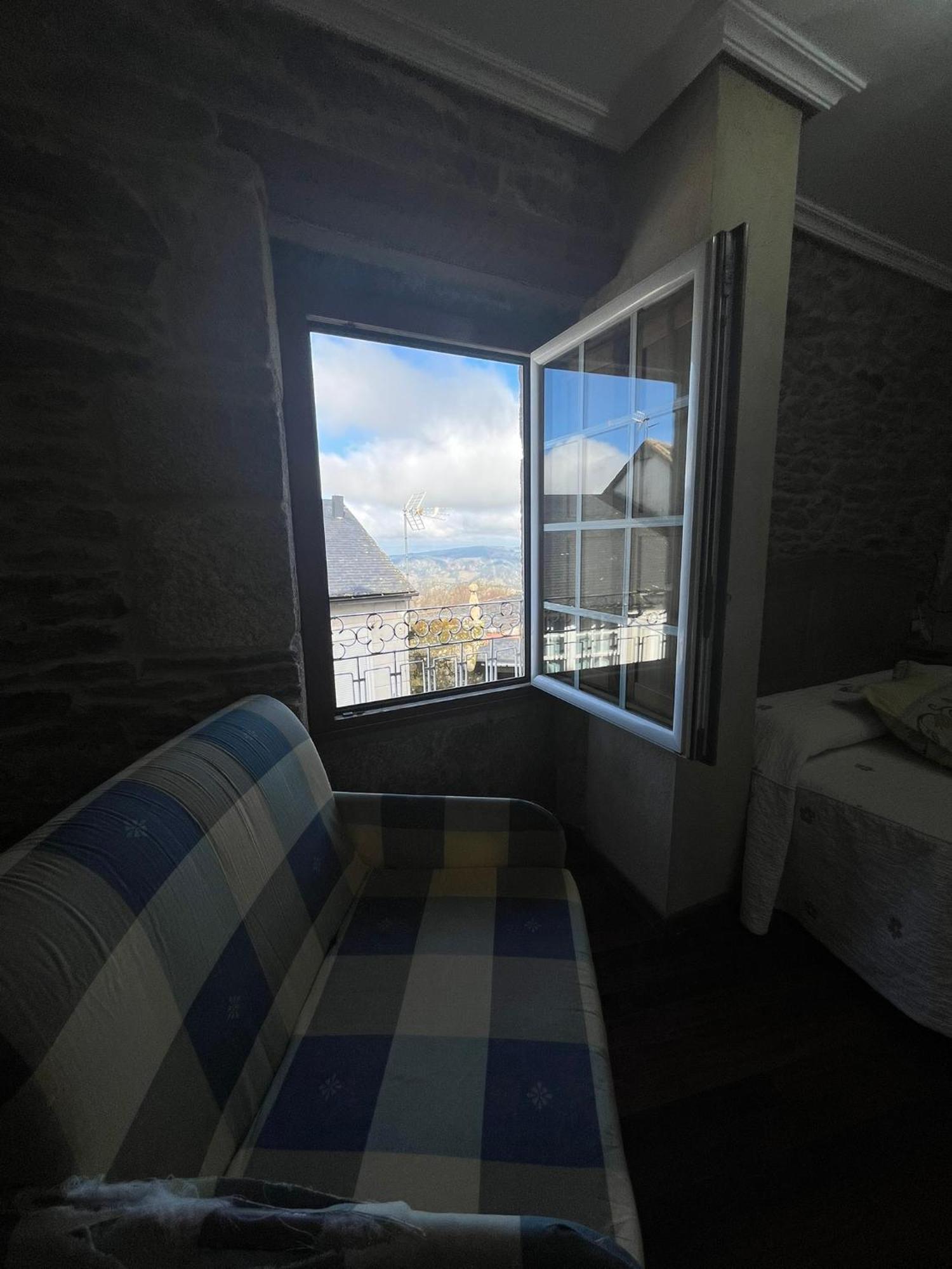 Hotel Caldelas Sacra-Pension Rustica 3 Estrellas カストロ・カルデーラス エクステリア 写真